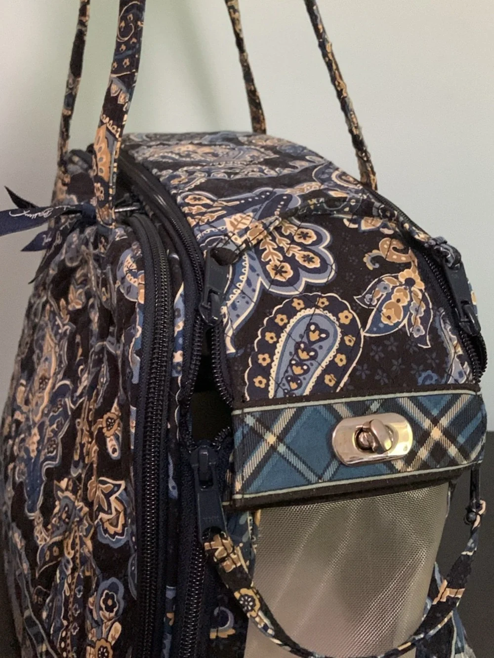 Vera Bradley Blue Paisley Pet Carrier Set